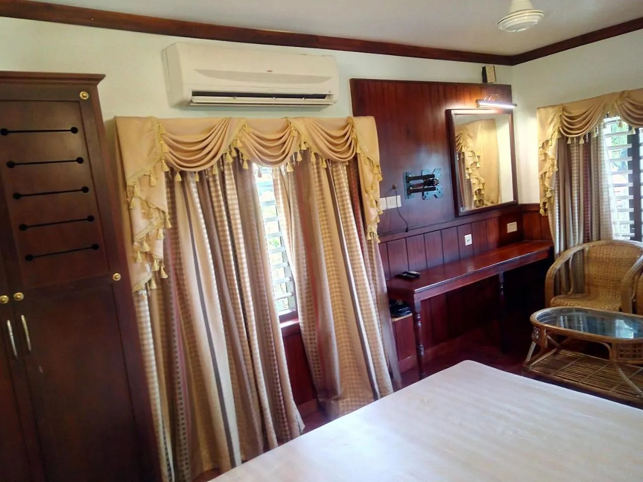 Resort Regant Lake Village, Kollam. Chavara
