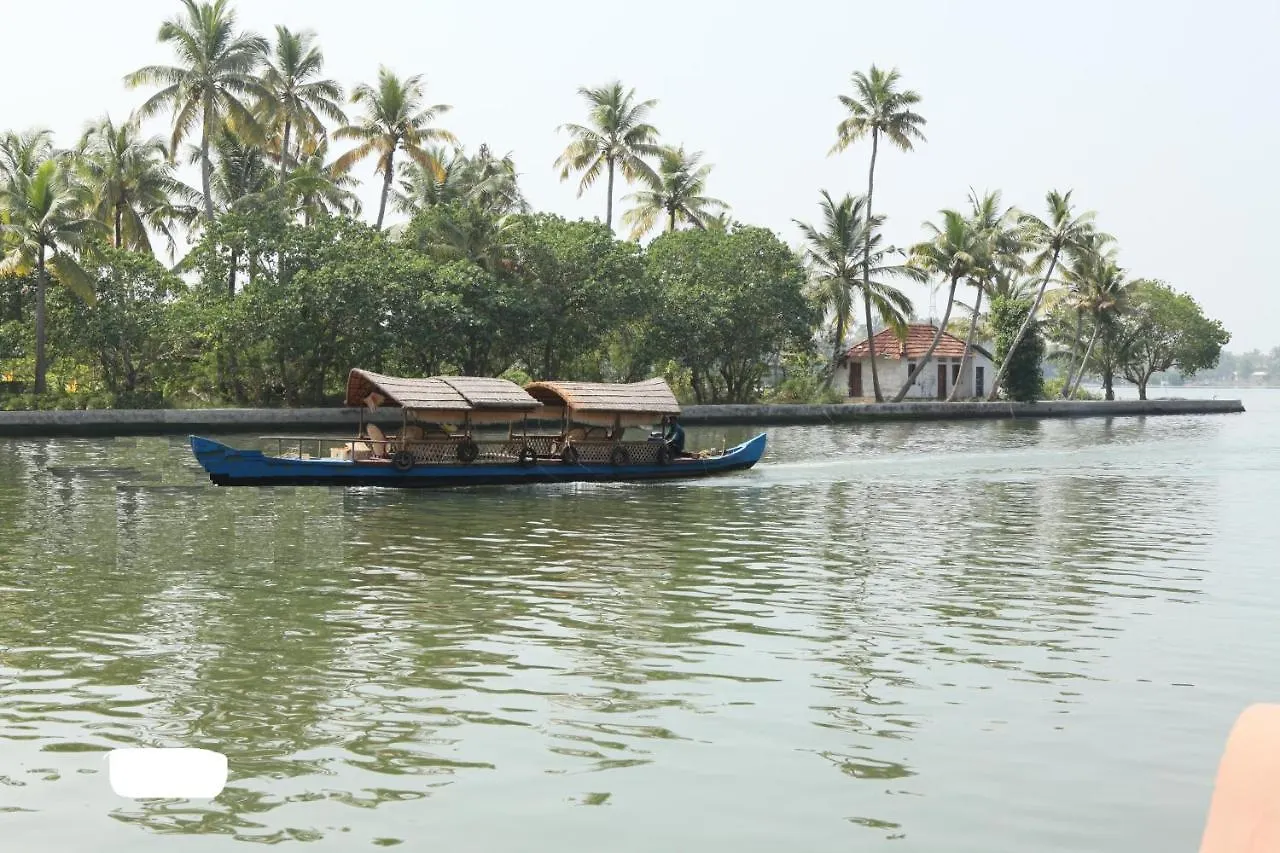 ***** Station touristique Regant Lake Village, Kollam. Chavara Inde