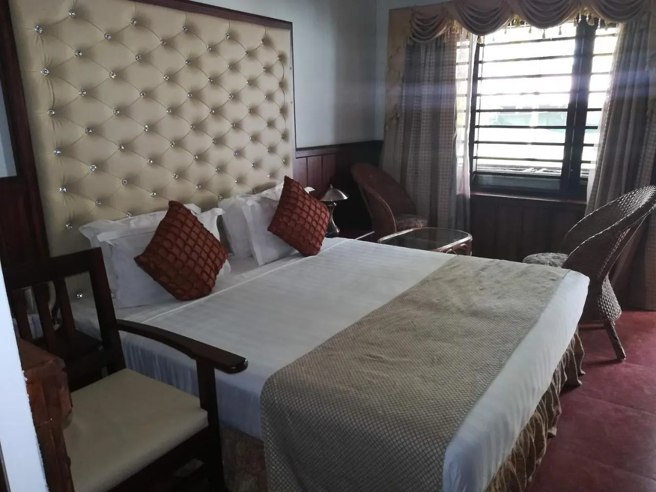 Regant Lake Village, Kollam. Chavara Inde