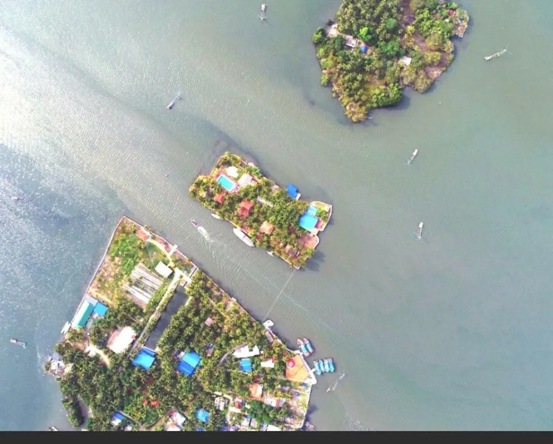 Station touristique Regant Lake Village, Kollam. Chavara